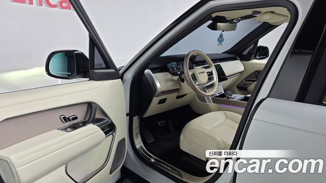Land Rover Range Rover 2025 — photo 13