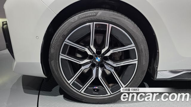 BMW 7-Series 2024 — photo 5