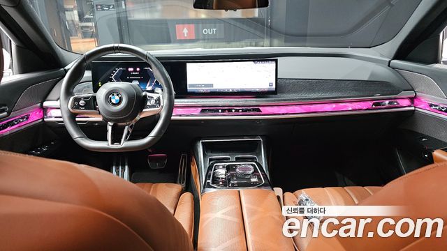BMW 7-Series 2024 — photo 10