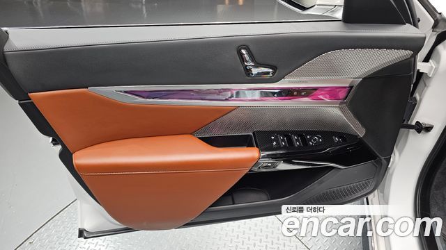 BMW 7-Series 2024 — photo 14