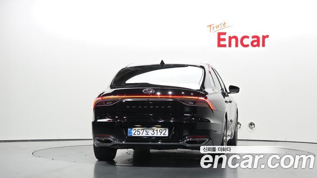 Hyundai Grandeur 2022 — photo 4