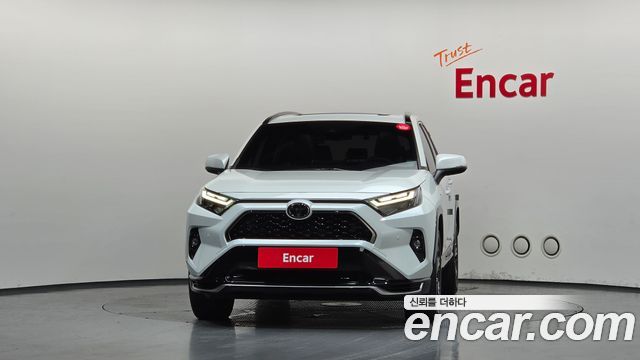 Toyota RAV4 2025 — photo 3