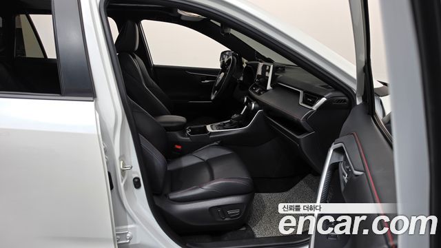Toyota RAV4 2025 — photo 11
