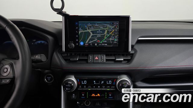 Toyota RAV4 2025 — photo 13