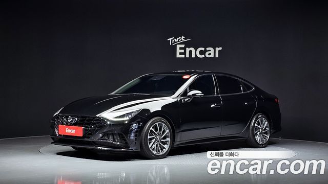Hyundai Sonata 2022 — photo 1