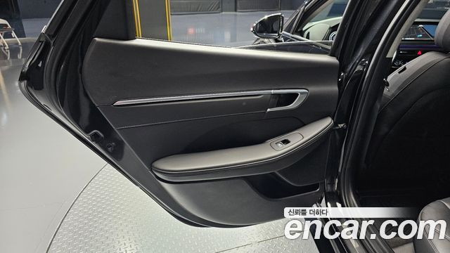 Hyundai Sonata 2022 — photo 15