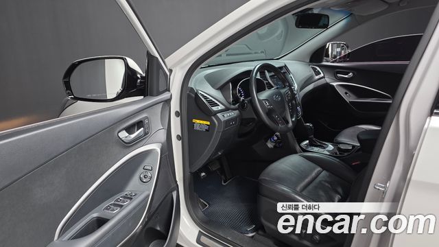Hyundai Santafe 2016 — photo 13