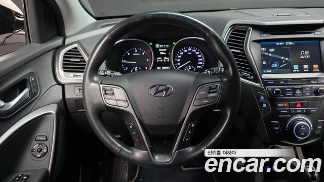 Hyundai Santafe 2016 — photo 19