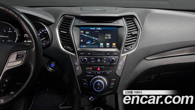 Hyundai Santafe 2016 — photo 20