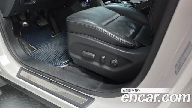 Hyundai Santafe 2016 — photo 24