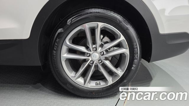 Hyundai Santafe 2016 — photo 7