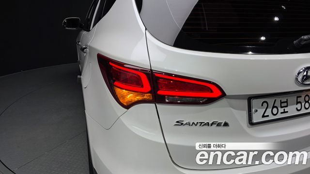 Hyundai Santafe 2016 — photo 9