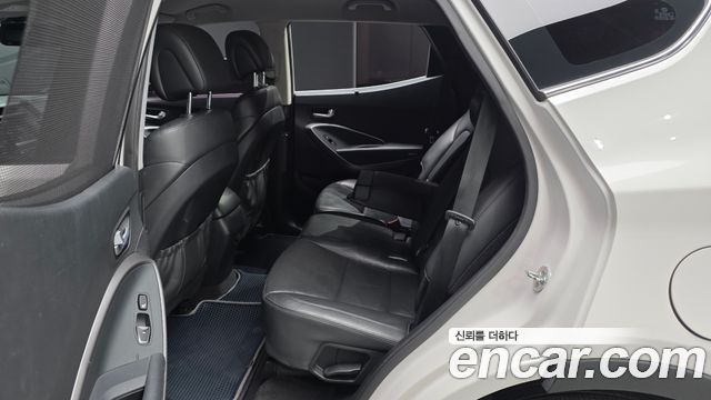 Hyundai Santafe 2016 — photo 16