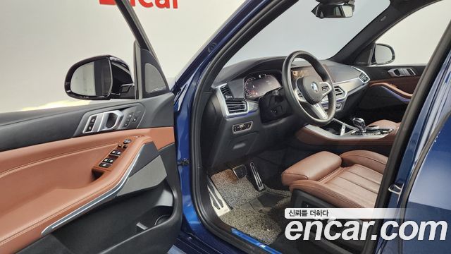 BMW X5 2021 — photo 13