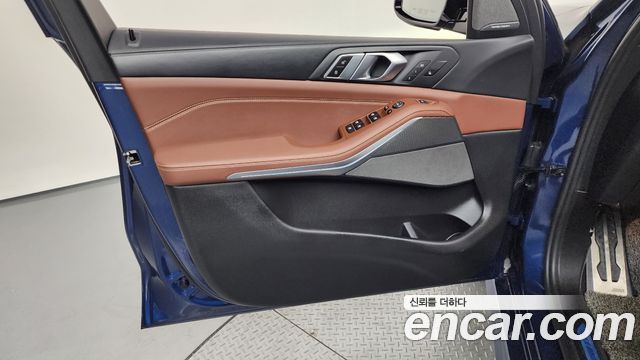 BMW X5 2021 — photo 14