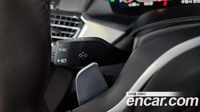 BMW X5 2021 — photo 28