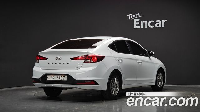Hyundai AVANTE 2020 — photo 2