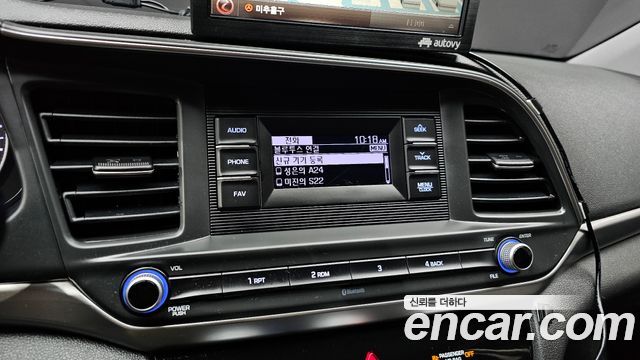 Hyundai AVANTE 2020 — photo 17