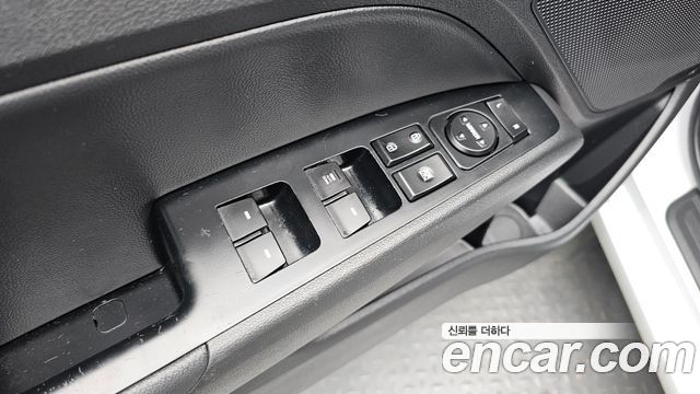 Hyundai AVANTE 2020 — photo 19
