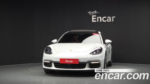 Porsche Panamera 2020 — photo 3