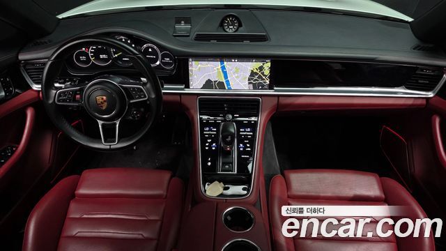 Porsche Panamera 2020 — photo 10