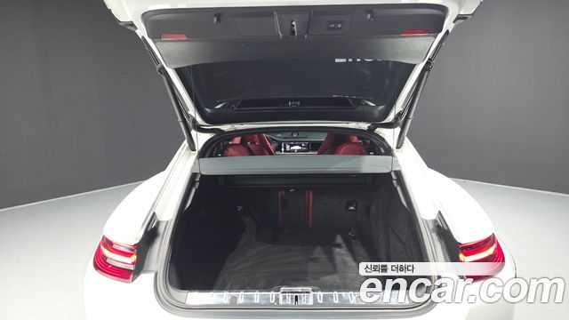 Porsche Panamera 2020 — photo 26