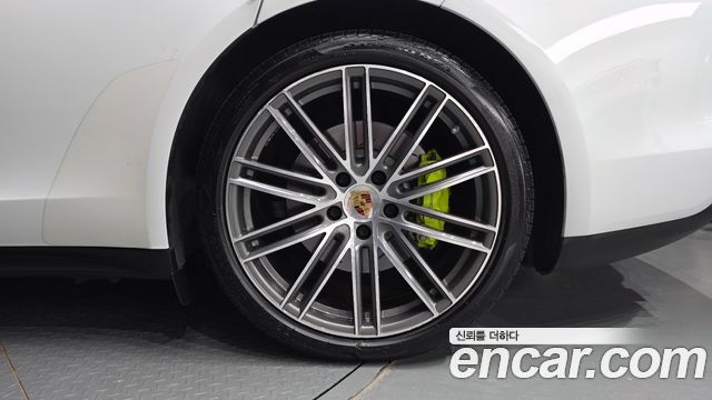 Porsche Panamera 2020 — photo 7