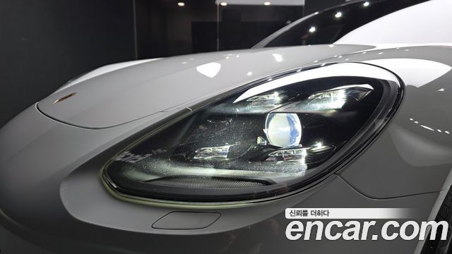Porsche Panamera 2020 — photo 8
