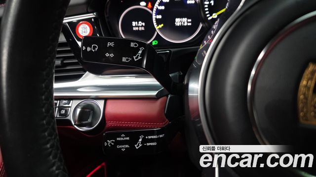 Porsche Panamera 2020 — photo 30