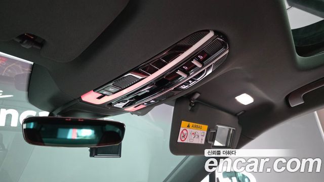 Porsche Panamera 2020 — photo 32