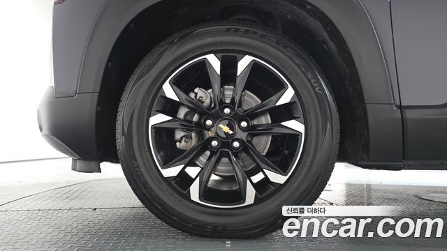 Chevrolet Korea Trailblazer 2021 — photo 5