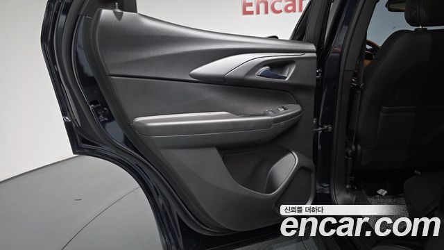 Chevrolet Korea Trailblazer 2021 — photo 15