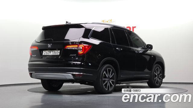 Honda Pilot 2019 — photo 2
