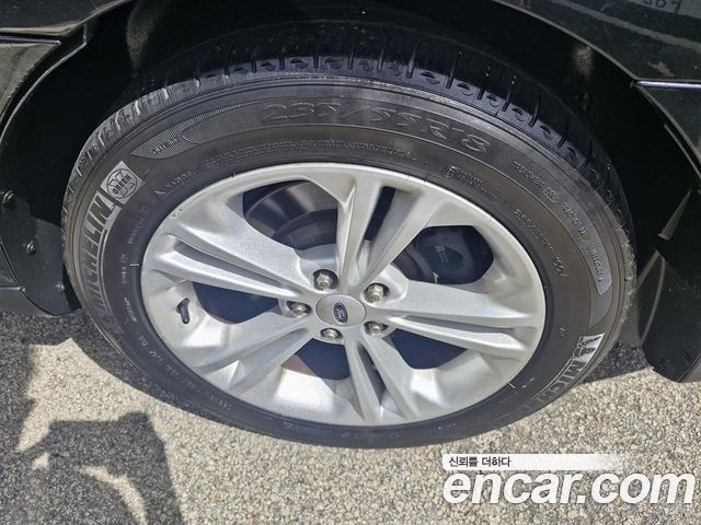 Ford Taurus 2015 — photo 5