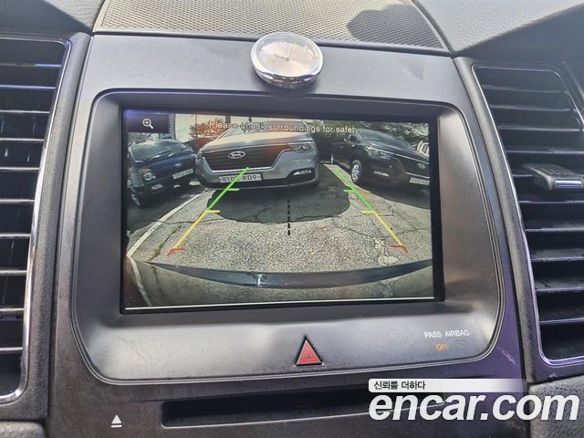 Ford Taurus 2015 — photo 11