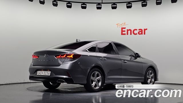 Hyundai Sonata 2018 — photo 2