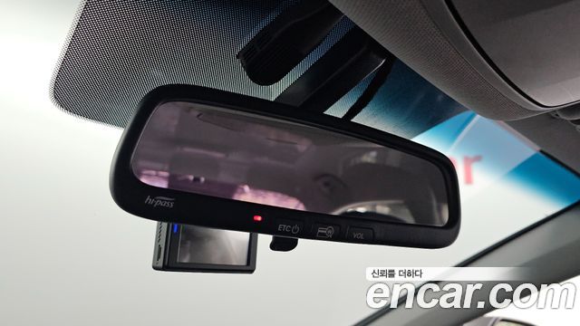 Hyundai Sonata 2018 — photo 28