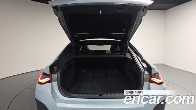 BMW 4-Series 2024 — photo 26