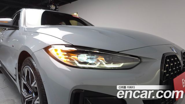 BMW 4-Series 2024 — photo 8