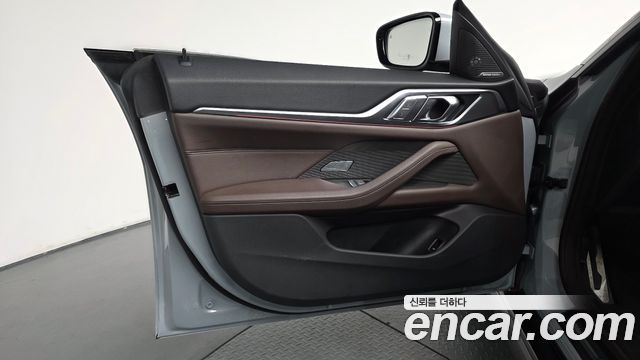 BMW 4-Series 2024 — photo 14