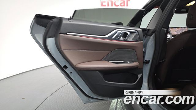 BMW 4-Series 2024 — photo 15