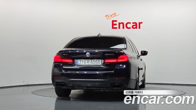 BMW 5-Series 2022 — photo 4