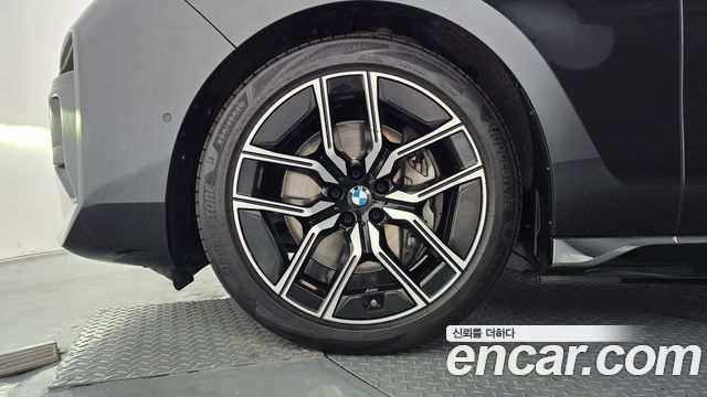 BMW i7 2026 — photo 5