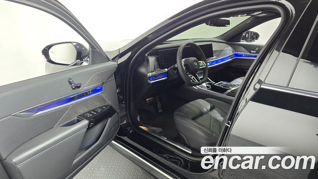 BMW i7 2026 — photo 10
