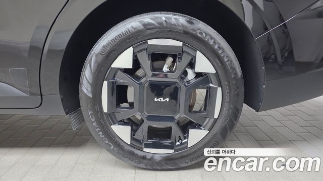 Kia Canival 2025 — photo 7