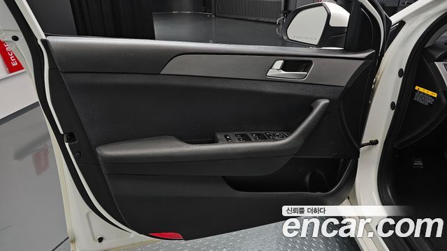 Hyundai Sonata 2015 — photo 14