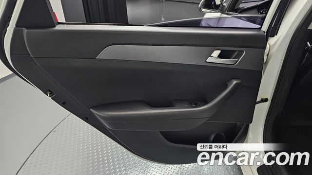 Hyundai Sonata 2015 — photo 15