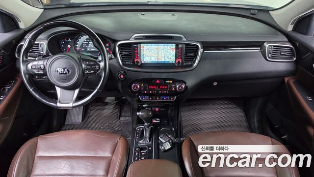 Kia Sorento 2016 — photo 10