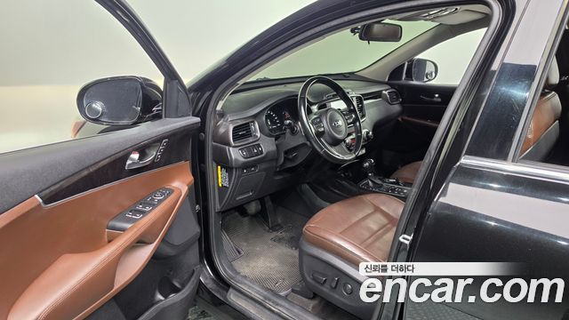 Kia Sorento 2016 — photo 13