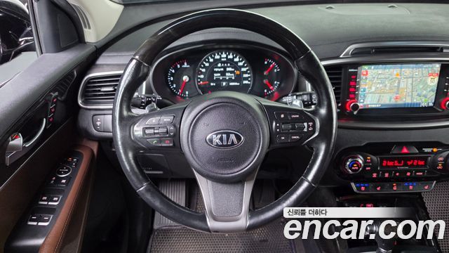 Kia Sorento 2016 — photo 18